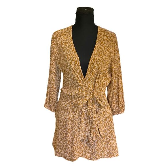 Free People Clara Tunic Mini Dress Neutral Tan Floral Bohemain Wrap Size M - Picture 2 of 10
